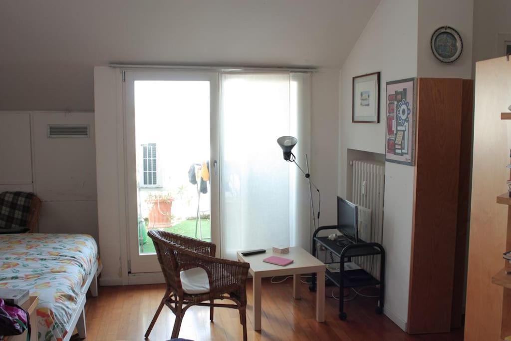 Apartment Mansardina Boheme Tra Il Duomo E L'universita